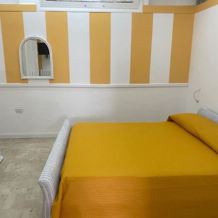 B&B Villa Delle Rondini Vibo Valentia Marina Buitenkant foto