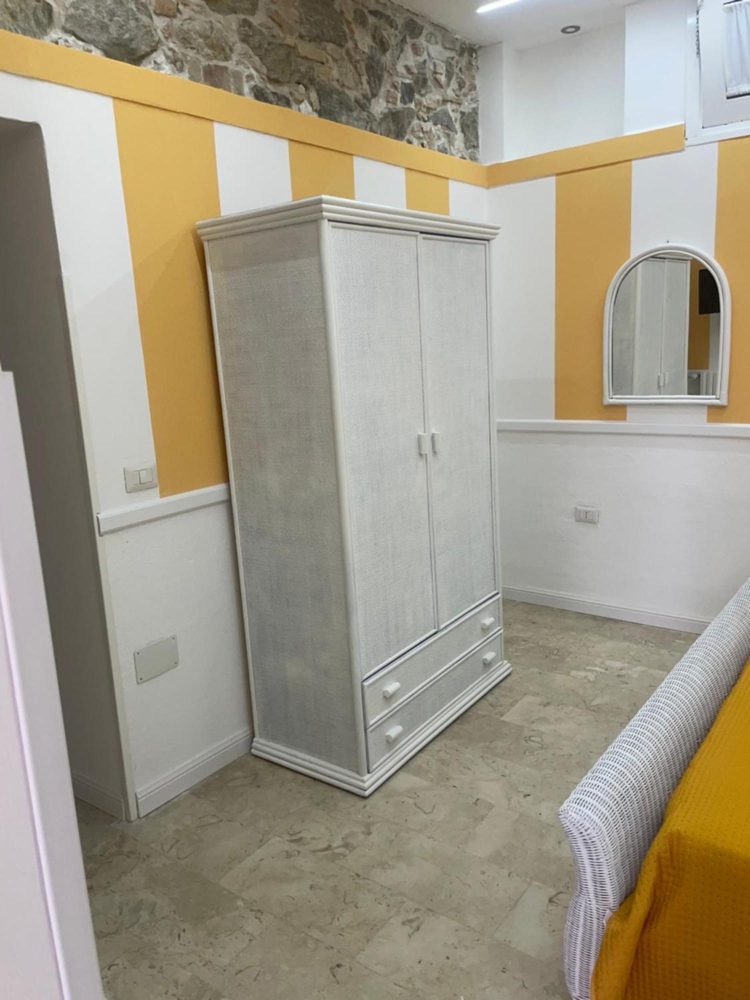 B&B Villa Delle Rondini Vibo Valentia Marina Buitenkant foto