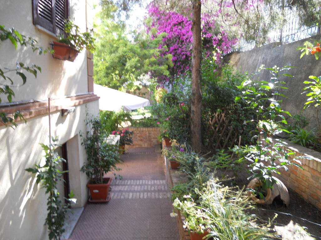 B&B Villa Delle Rondini Vibo Valentia Marina Buitenkant foto