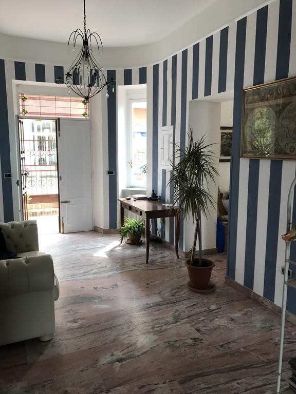 B&B Villa Delle Rondini Vibo Valentia Marina Buitenkant foto