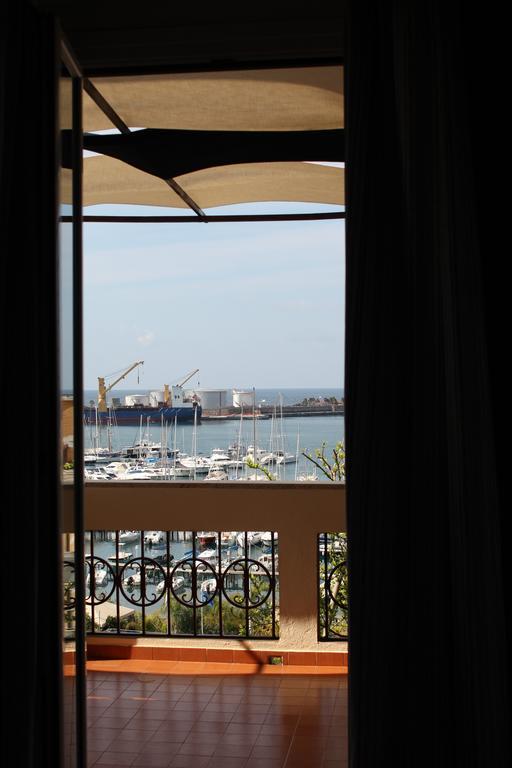B&B Villa Delle Rondini Vibo Valentia Marina Buitenkant foto