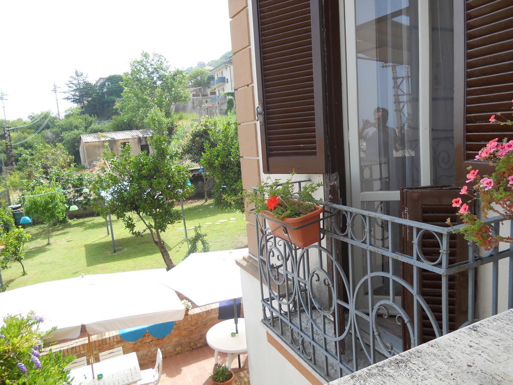 B&B Villa Delle Rondini Vibo Valentia Marina Buitenkant foto