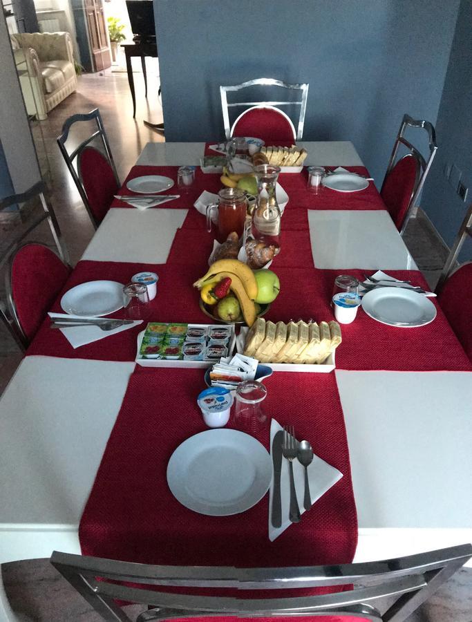 B&B Villa Delle Rondini Vibo Valentia Marina Buitenkant foto
