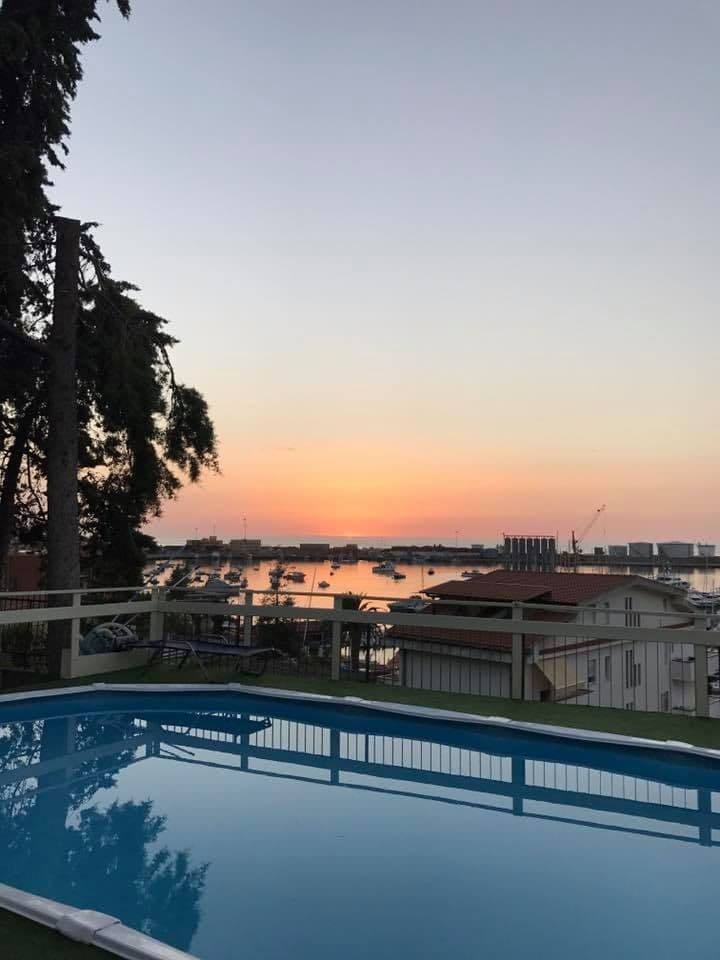 B&B Villa Delle Rondini Vibo Valentia Marina Buitenkant foto