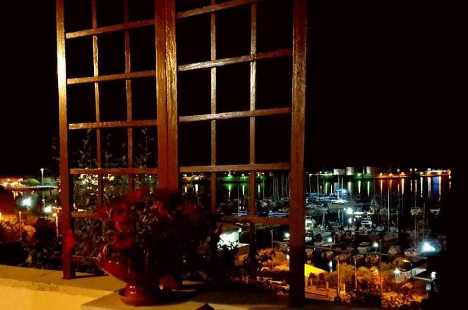 B&B Villa Delle Rondini Vibo Valentia Marina Buitenkant foto